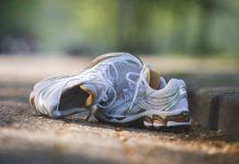¿Cómo cuidar las zapatillas? Pequeños trucos que alargarán su vida útil