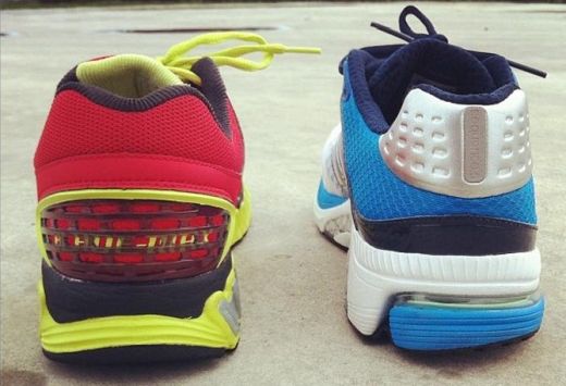K-Swiss Blade Max Stable Vs Adidas Supernova Sequence 5 - Talón