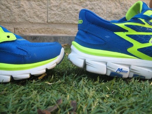 Skechers GOrun Ride Detalle Curvatura Puntera Talón