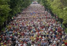 Rock’n’roll y policía nacional en el Maratón de Madrid