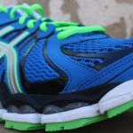 Asics Gel Nimbus 15 Perfil exterior delante