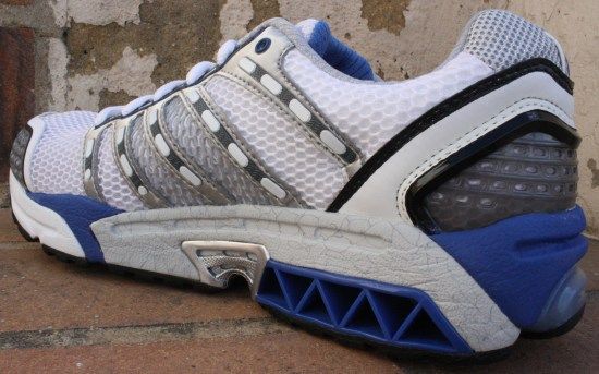 K Swiss Konesic Perfil interior isométrica