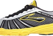 Brooks Racer ST 5