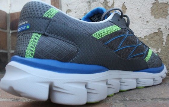 Skechers GOrun Ride 2 Detrás lateral