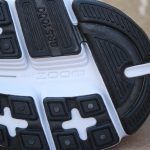 Nike Zoom Vomero 8 Shield Suela talón