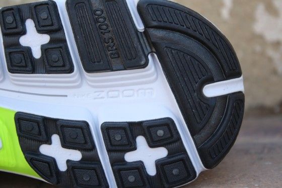 Nike Zoom Vomero 8 Shield Suela talón