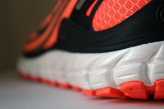 Brooks Transcend Perfil exterior