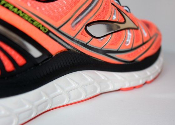Brooks Transcend Perfil mediopié