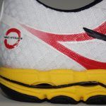 Mizuno Wave Hitogami Perfil exterior talón