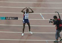 Mo Farah empieza su camino hacia el doblete