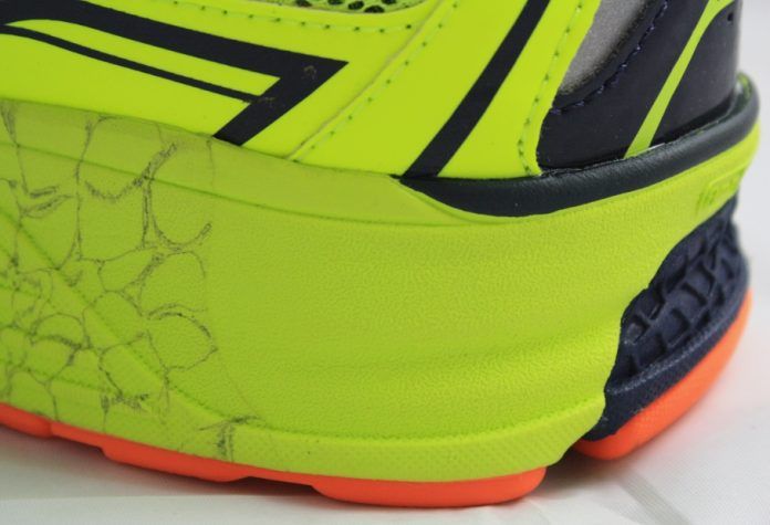 Saucony Guide 9 - Forma talon