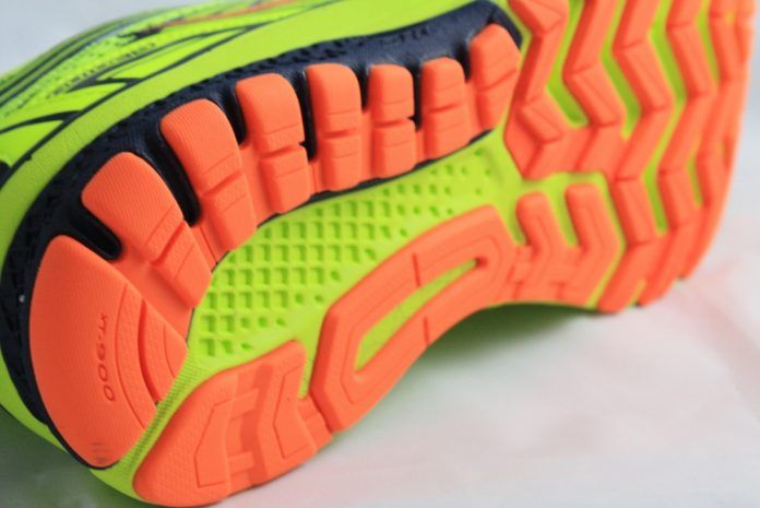 Saucony Guide 9 - SRC talon