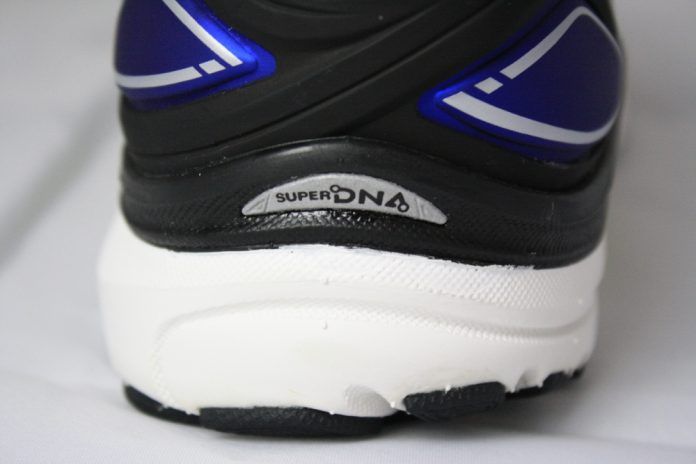 Brooks Transcend 3 - Super DNA