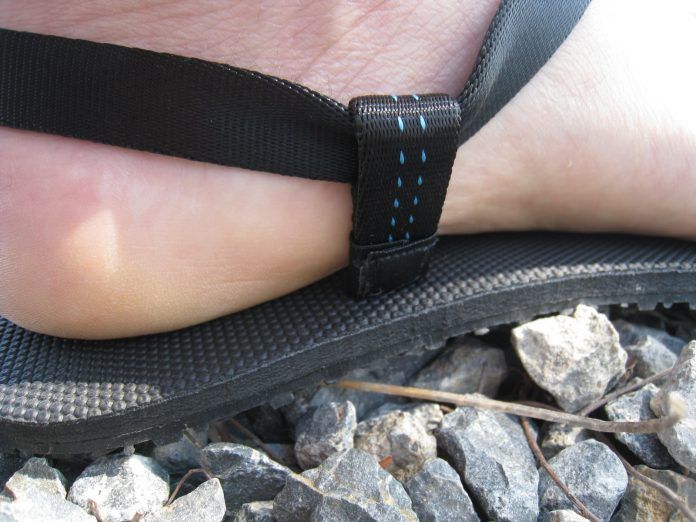 Hommo Sandals Godzilla Race 2 Cinta Lateral