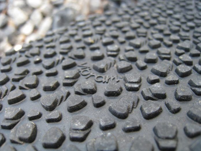 Hommo Sandals Godzilla Race 2 Detalle Tacos