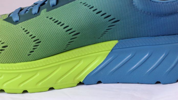Hoka ONE ONE Mach 2
