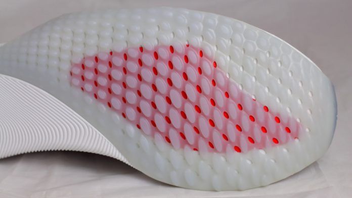 New Balance FuelCell Rebel