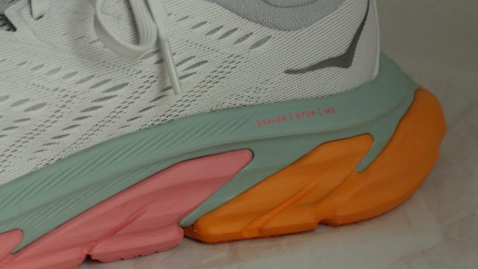 HOKA ONE ONE Clifton Edge