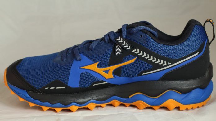 Mizuno Wave Mujin 7
