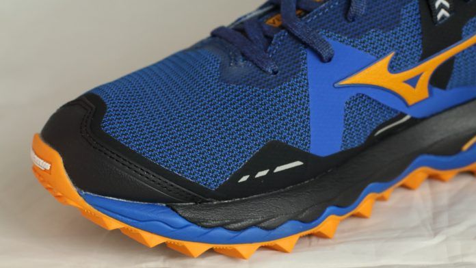 Mizuno Wave Mujin 7
