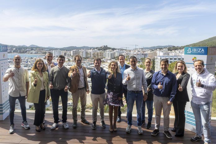 Foto presentación Santa Eulària Ibiza Marathon 2023 2