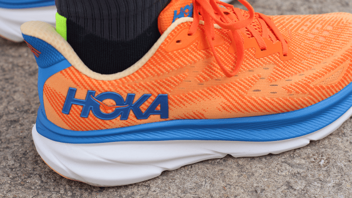 HOKA Clifton 9 Acordeon