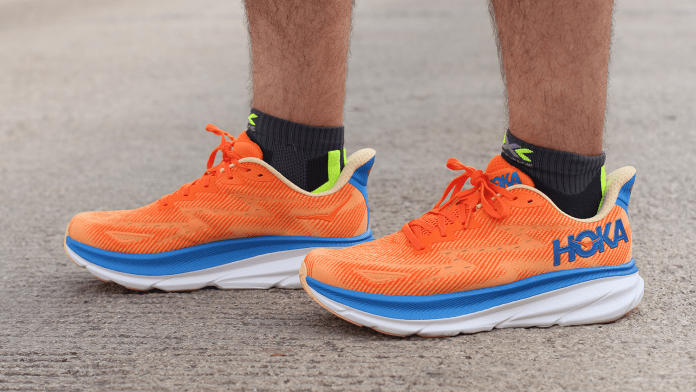 HOKA Clifton 9 Puestas portada