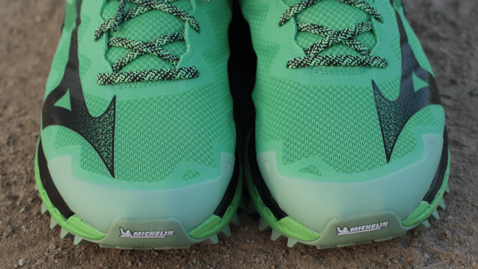 Mizuno Wave Mujin 9 Refuerzo puntera