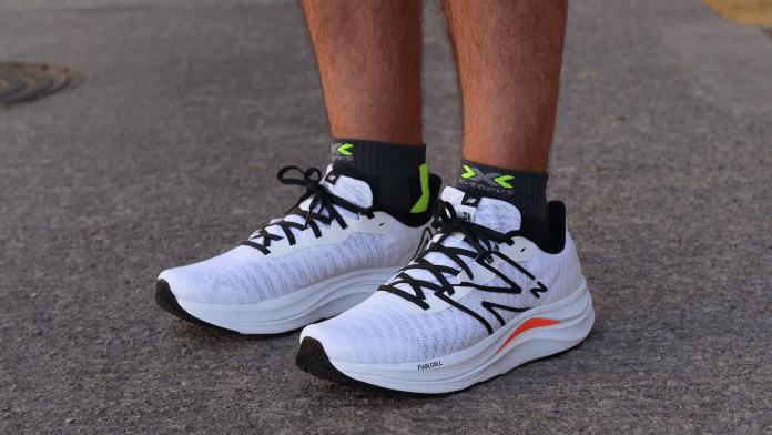 New Balance FuelCell Propel v4