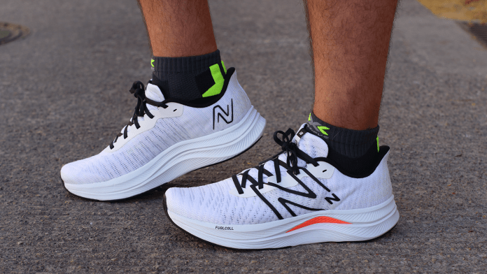New Balance FuelCell Propel v4