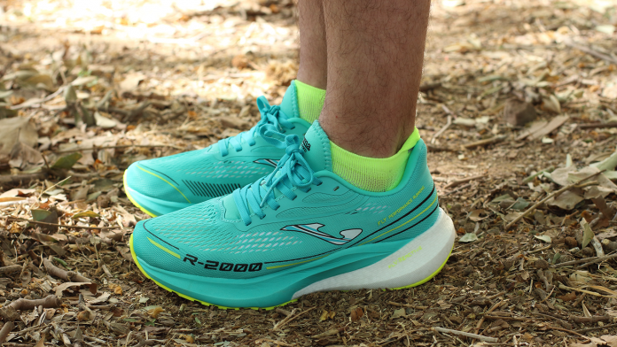 Joma R. 2000