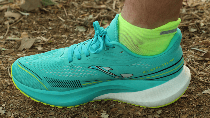 Joma R. 2000