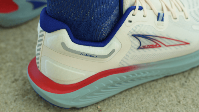 Altra Paradigm 7 Collar detalle