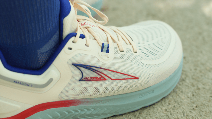 Altra Paradigm 7 Tirador