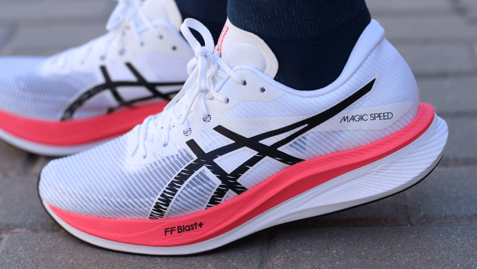 ASICS Magic Speed 3