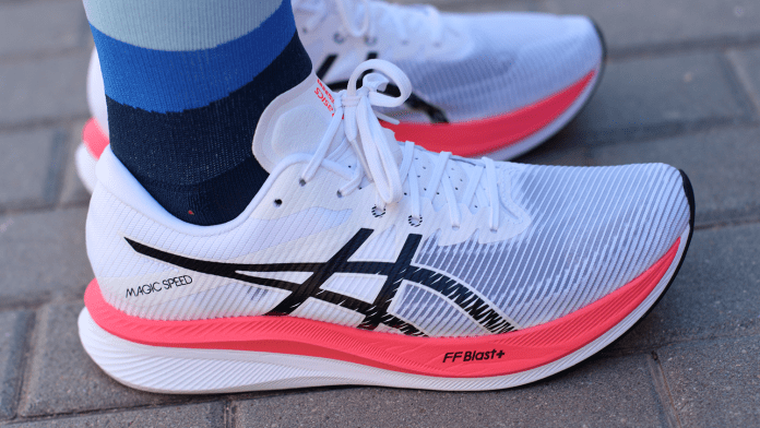 ASICS Magic Speed 3