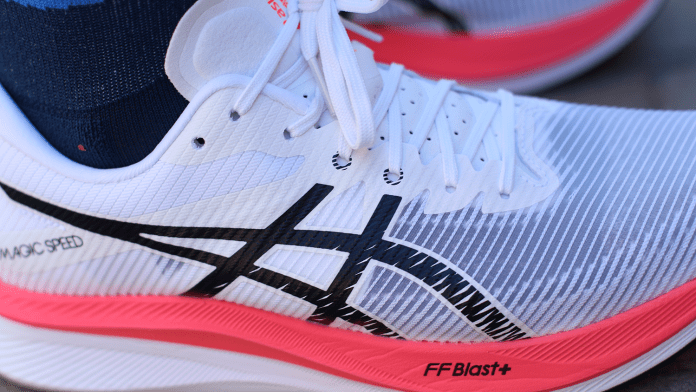 ASICS Magic Speed 3