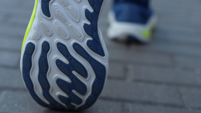 New Balance Fresh Foam X Vongo v6 Suela delante