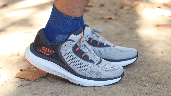 Skechers GOrun Pure 4 Puestas