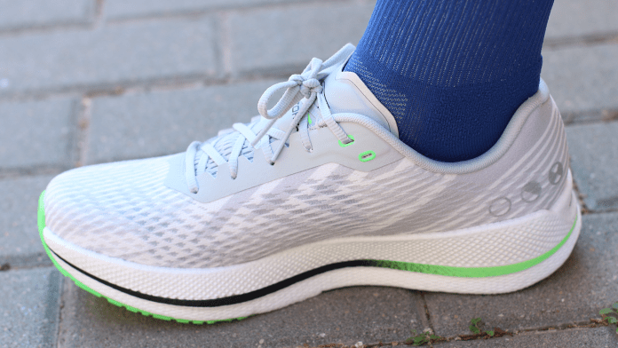 Skechers GOrun Razor 4 Arco