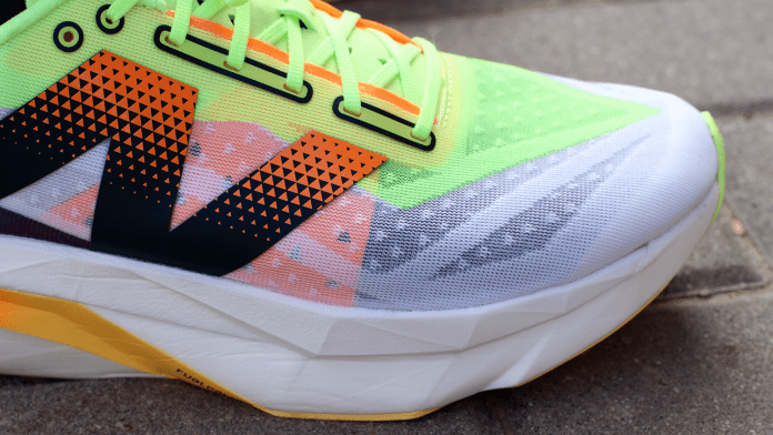 New Balance FuelCell SuperComp Elite v4