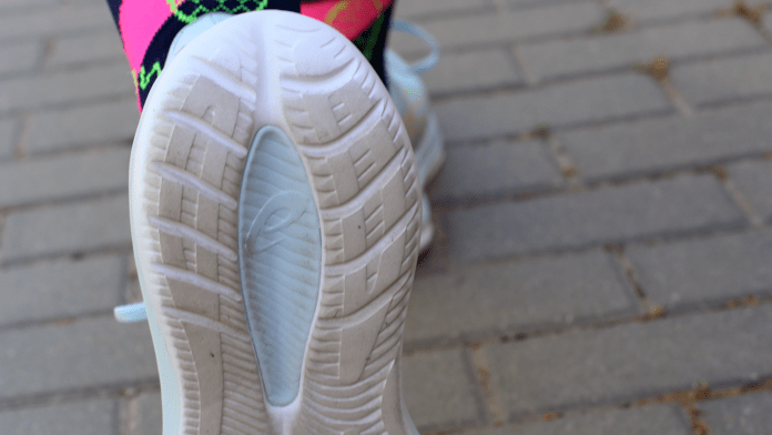 ASICS Gel Cumulus 26