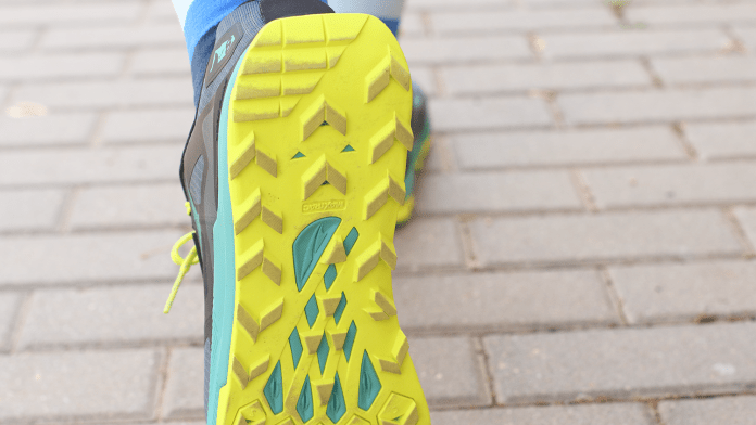 Altra Lone Peak 8