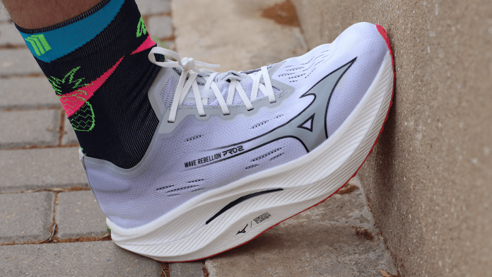 Mizuno Wave Rebellion Pro 2