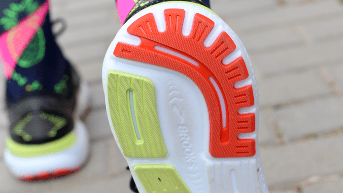 Brooks Ghost 16