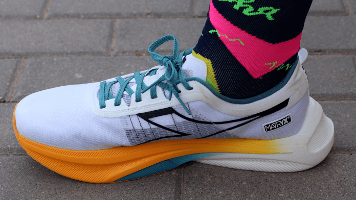 Diadora Gara Carbon