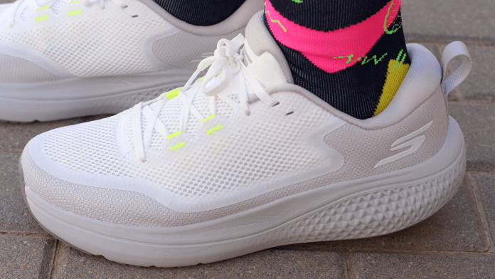 Skechers Go Run Supersonic Max