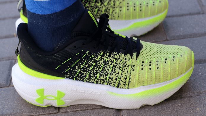 Under Armour Infinite Elite