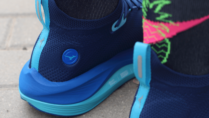 Mizuno Neo Vista