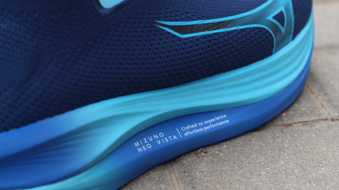 Mizuno Neo Vista